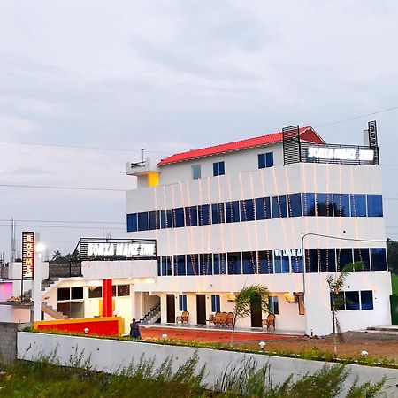 Hotel Sonia Mahi Inn Каньякумарі Екстер'єр фото