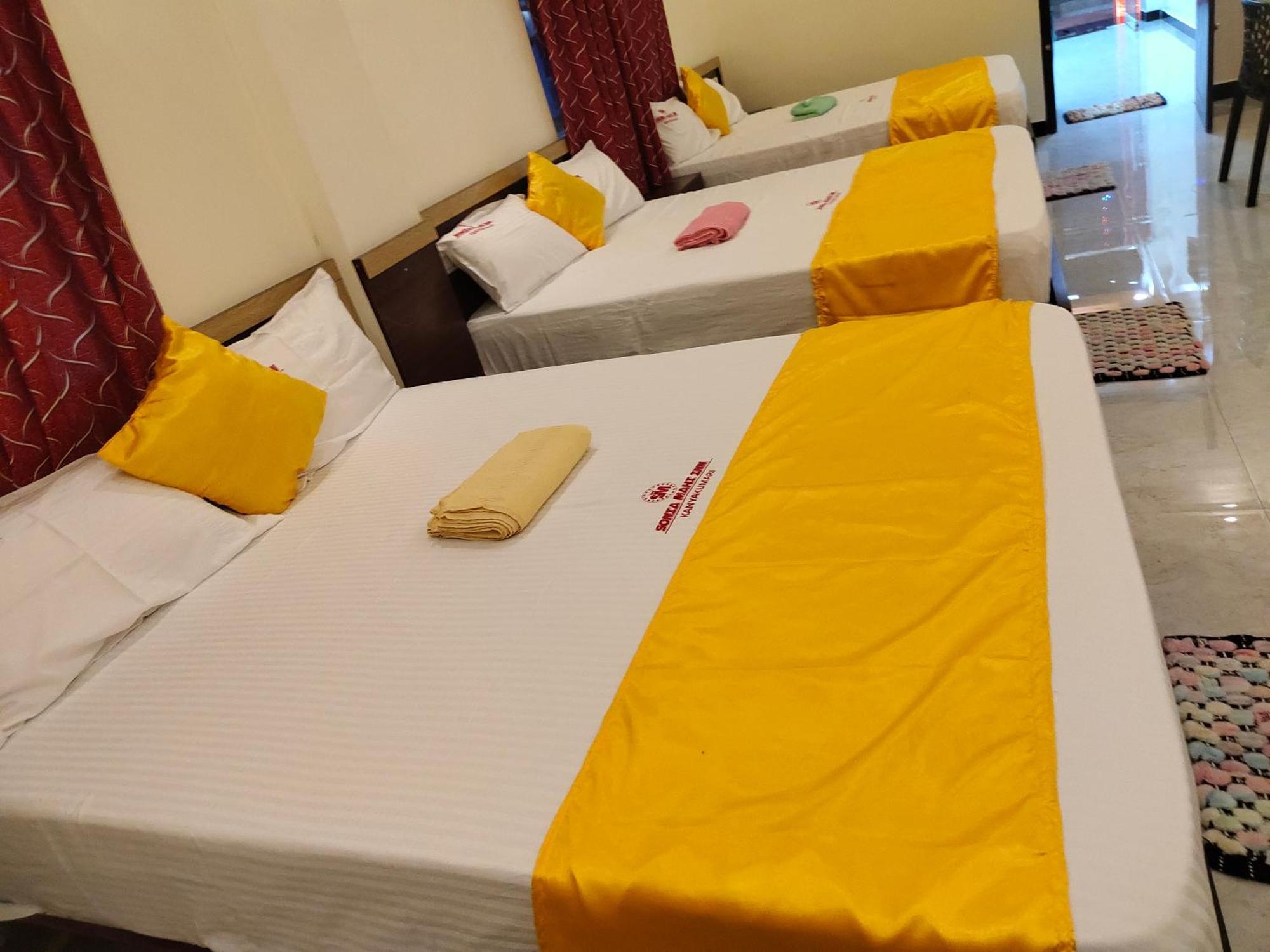 Hotel Sonia Mahi Inn Каньякумарі Екстер'єр фото
